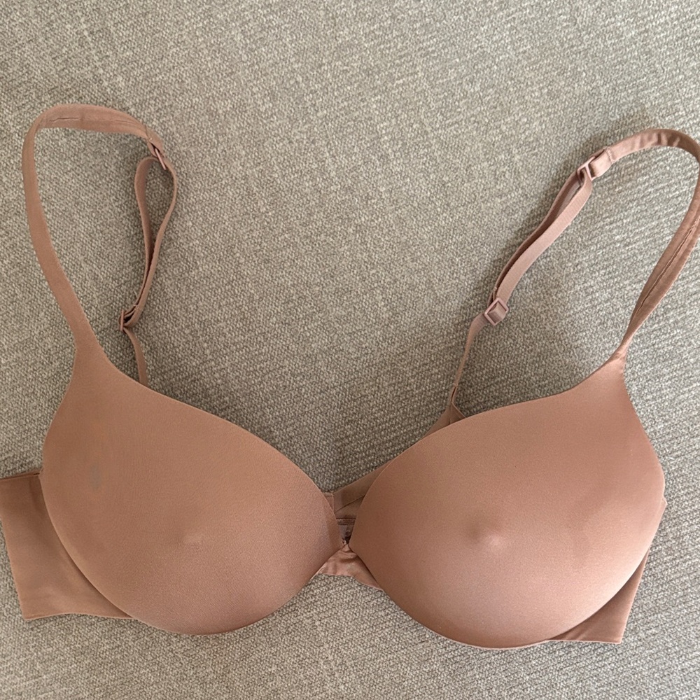 SKIMS Ultimate Nipple Push-Up Bra